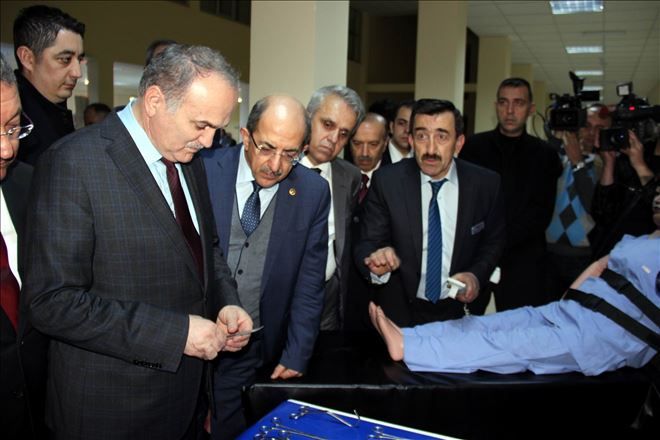 Bilim, Sanayi ve Teknoloji  Bakanı Özlü Erciyes  Teknopark´ı ziyaret etti