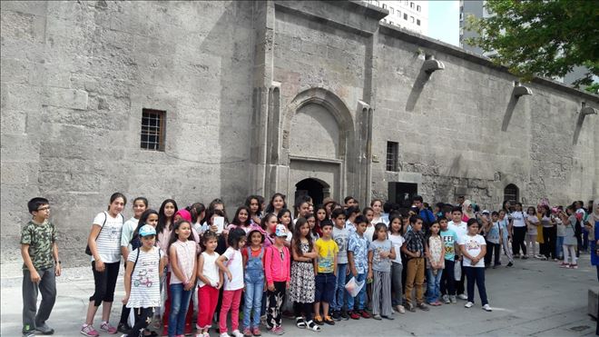 Çocuk Meclisi Yaz Kursu Öğrencileri Selçuklu Müzesini Gezdi 